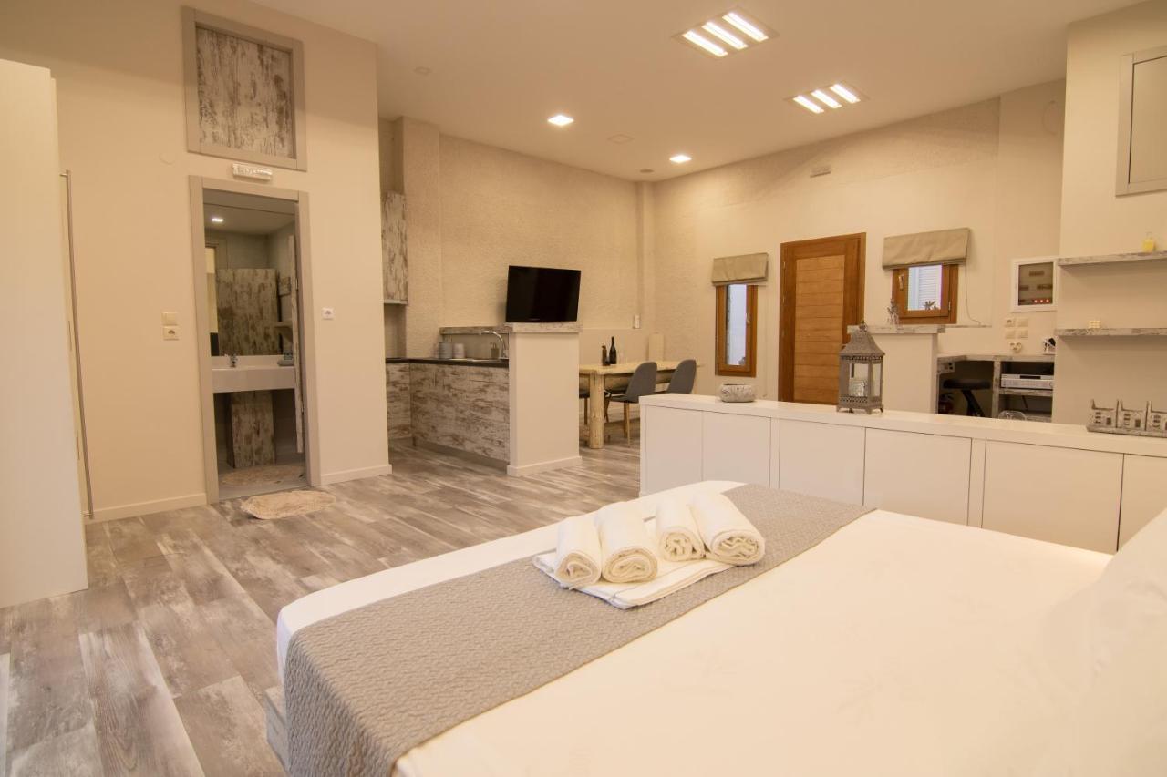 The Mountain House - Authentic Cretan Hideaway - Breathtaking And Nature Views Tourloti ภายนอก รูปภาพ
