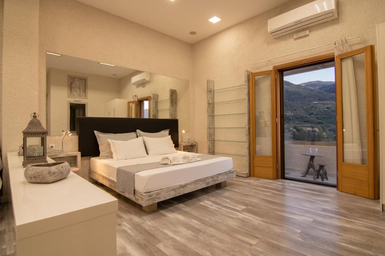 The Mountain House - Authentic Cretan Hideaway - Breathtaking And Nature Views Tourloti ภายนอก รูปภาพ